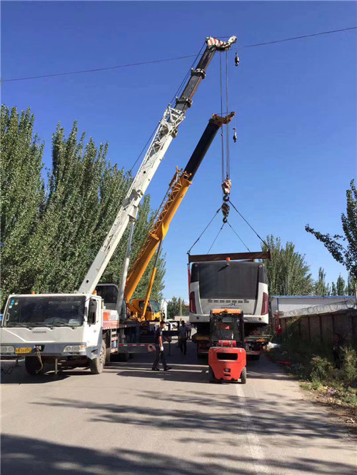 自贡市港口集装箱搬运案例